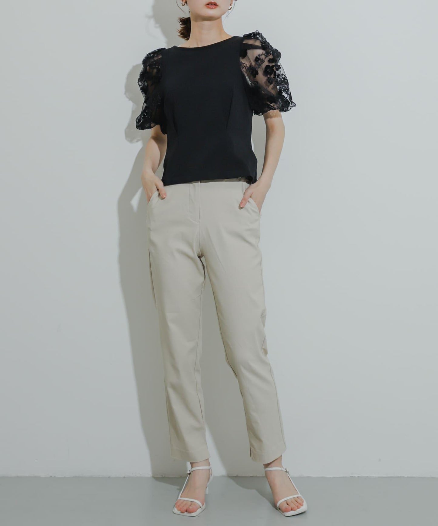 花卉網紗拼接上衣