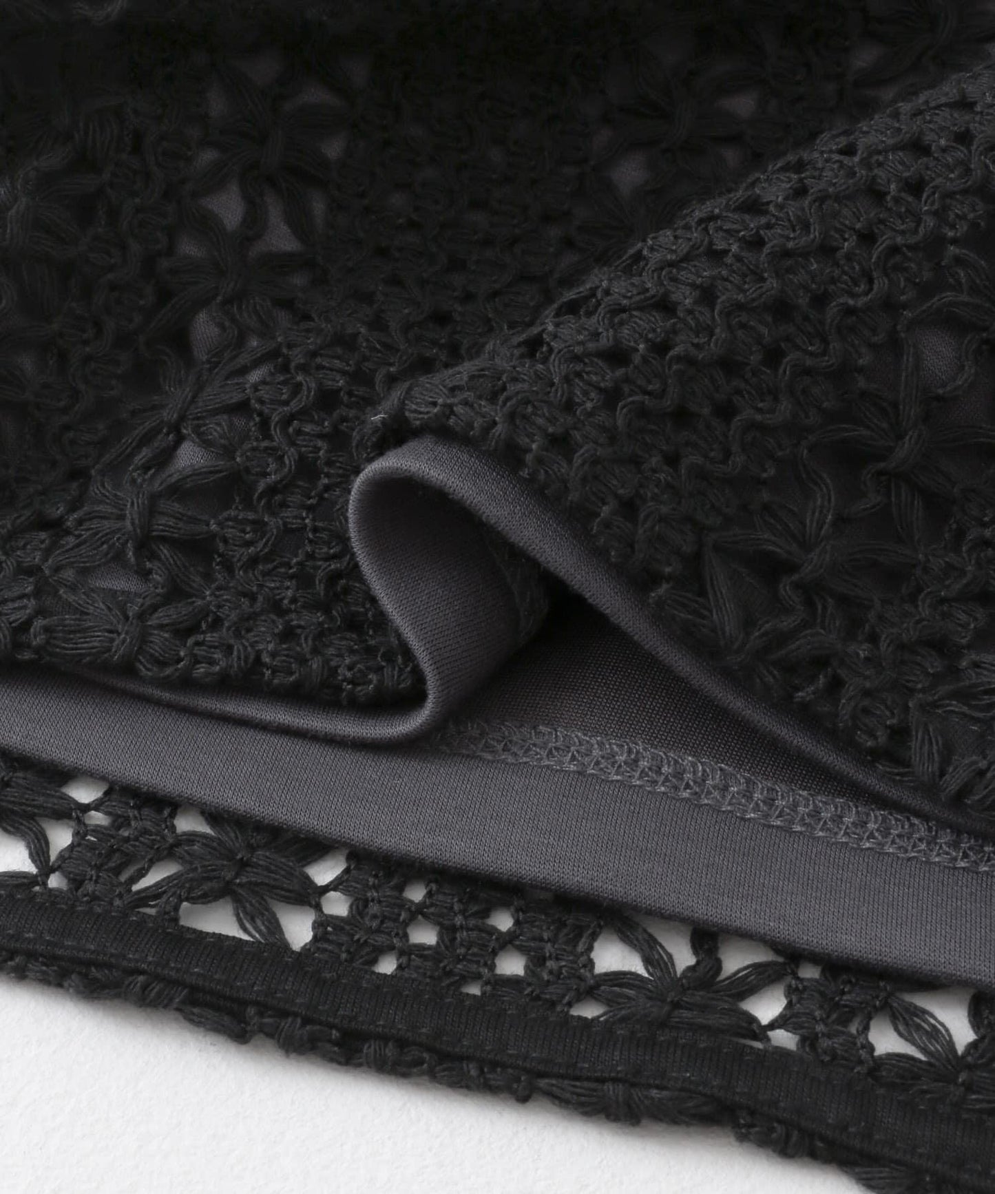 蕾絲拼接連衣裙