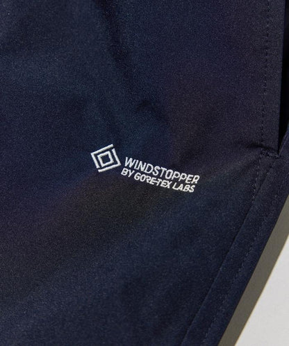 聯名 GORE-TEX WINDSTOPPER PACKABLE 套裝可搭配 休閒褲