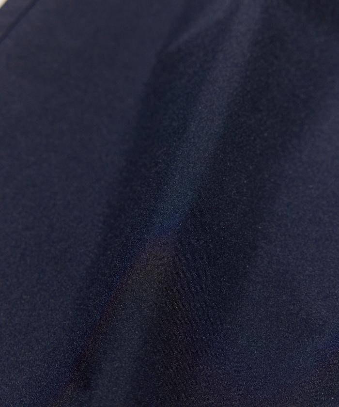 聯名 GORE-TEX WINDSTOPPER PACKABLE 套裝可搭配 休閒褲