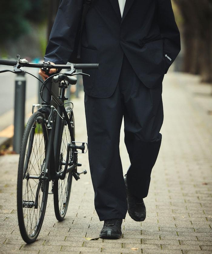 聯名 GORE-TEX WINDSTOPPER PACKABLE 套裝可搭配 休閒褲