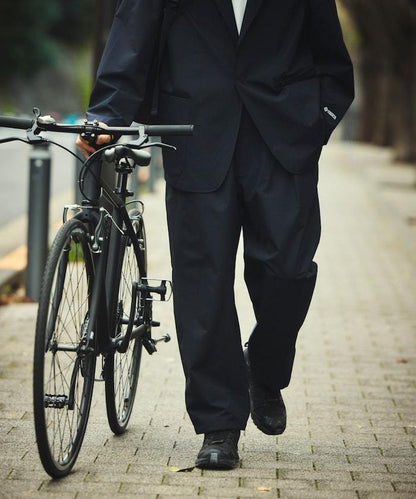 聯名 GORE-TEX WINDSTOPPER PACKABLE 套裝可搭配 休閒褲