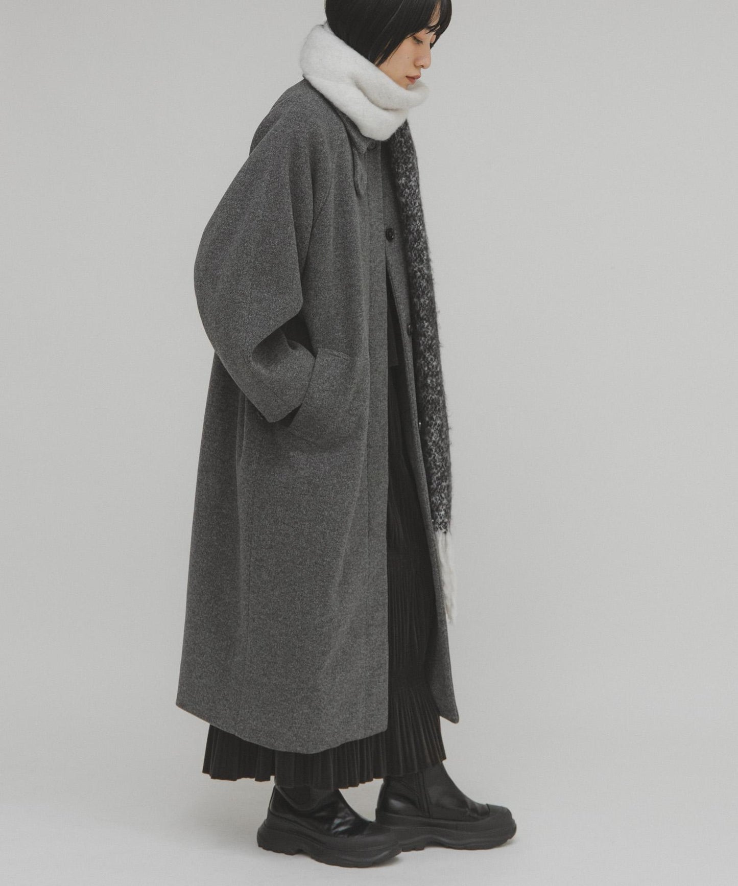 翻領繭型長款大衣