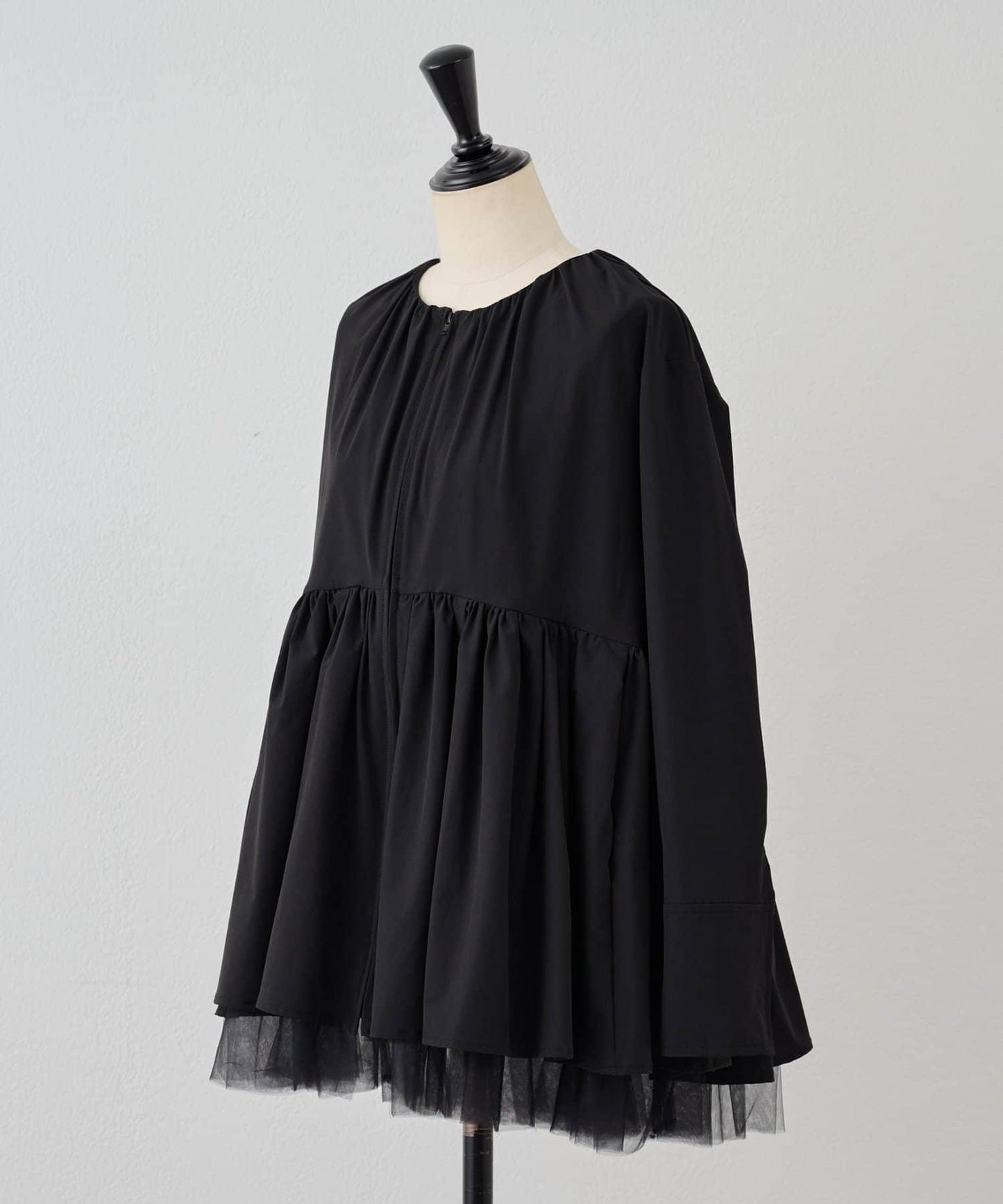 蓬紗荷葉邊設計 夾克外套