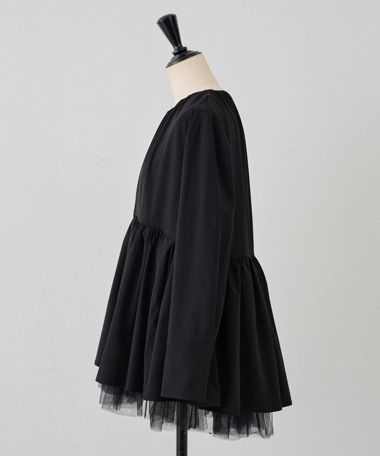 蓬紗荷葉邊設計 夾克外套