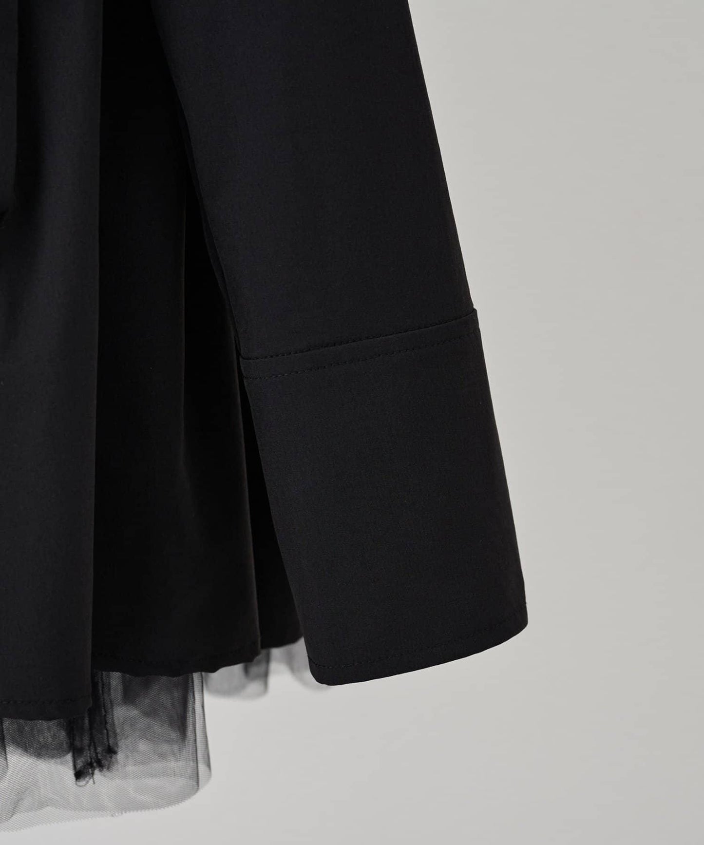 蓬紗荷葉邊設計 夾克外套