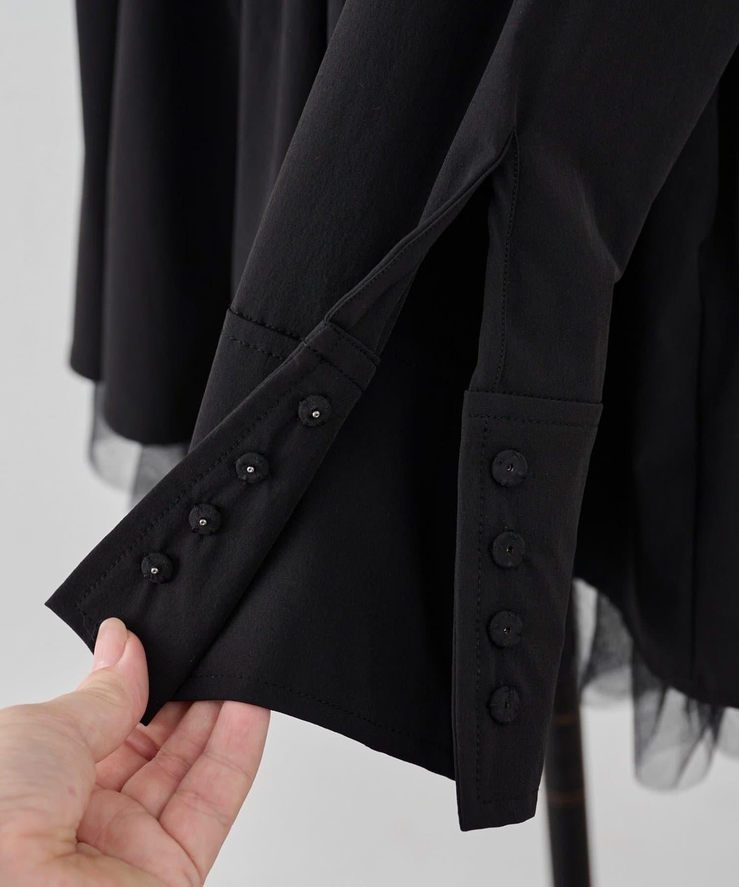 蓬紗荷葉邊設計 夾克外套