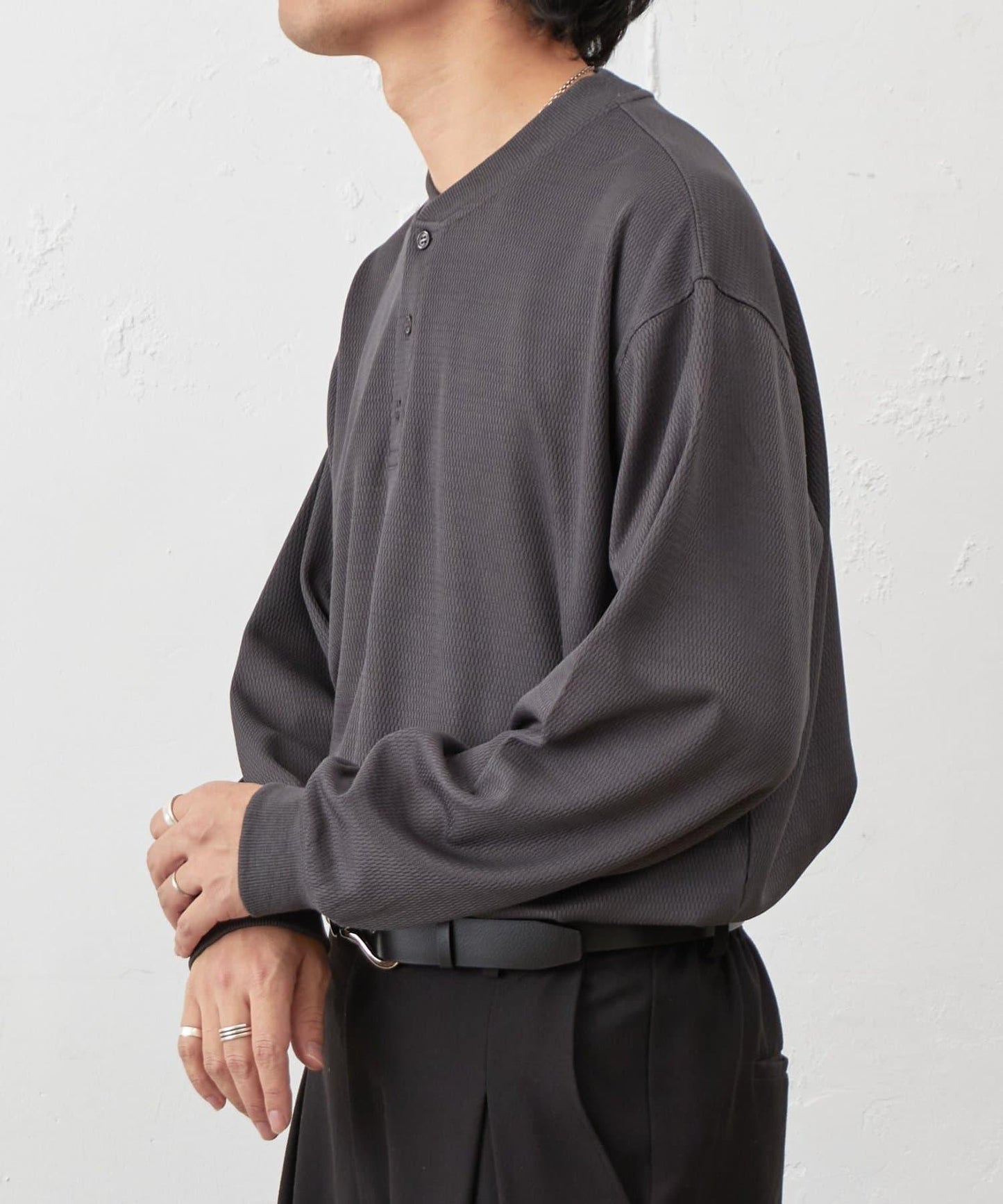 蜂巢紋亨利領套頭上衣