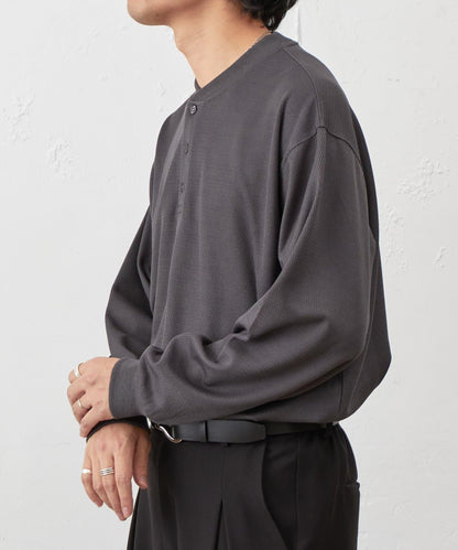 蜂巢紋亨利領套頭上衣