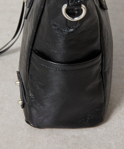 鉚釘裝飾手提包