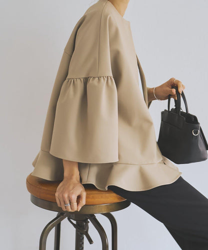 LIVETART 下襬荷葉邊夾克