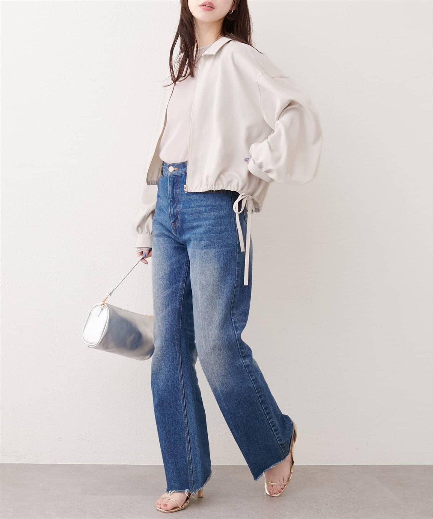 下襬抽繩短外套