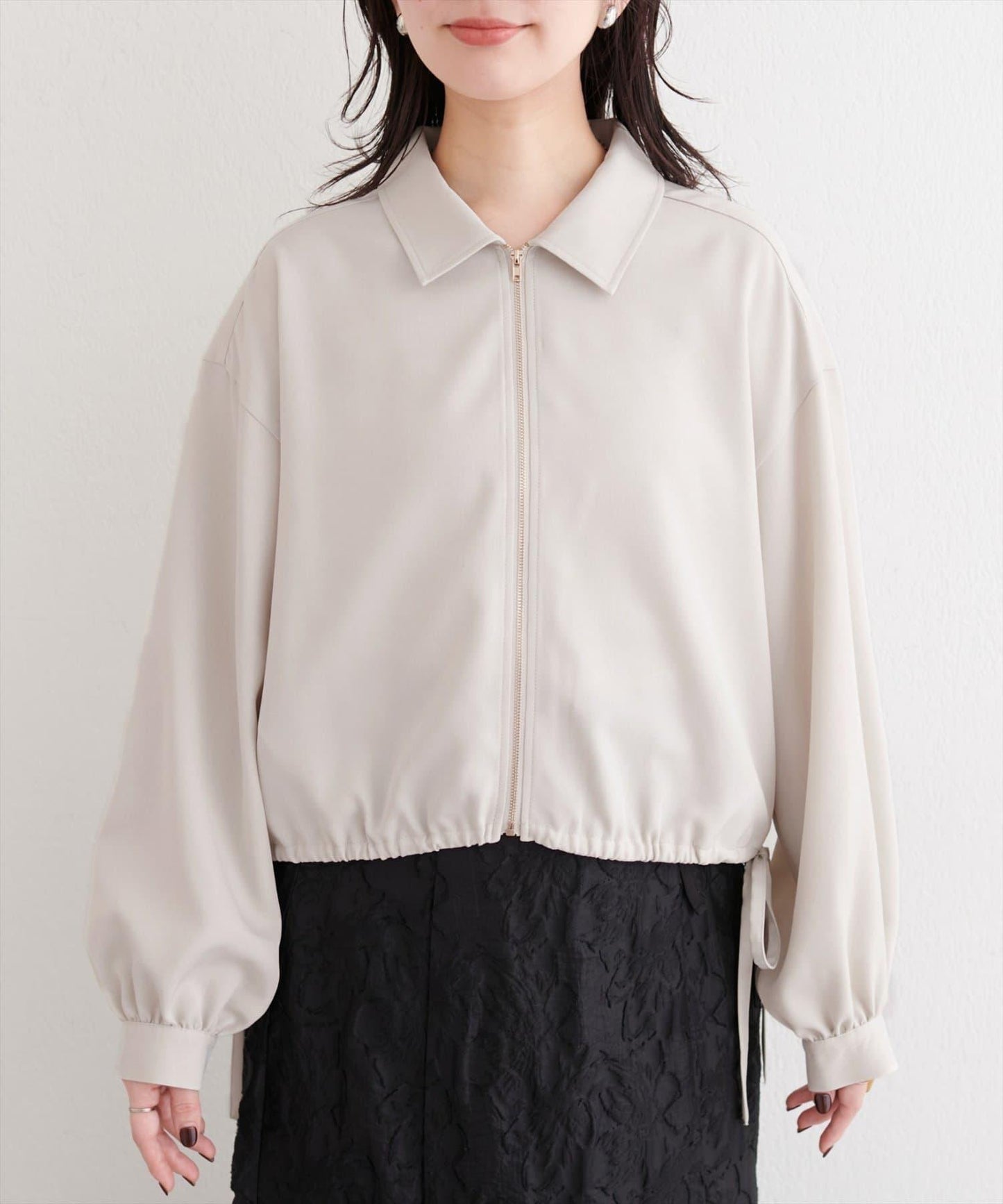 下襬抽繩短外套