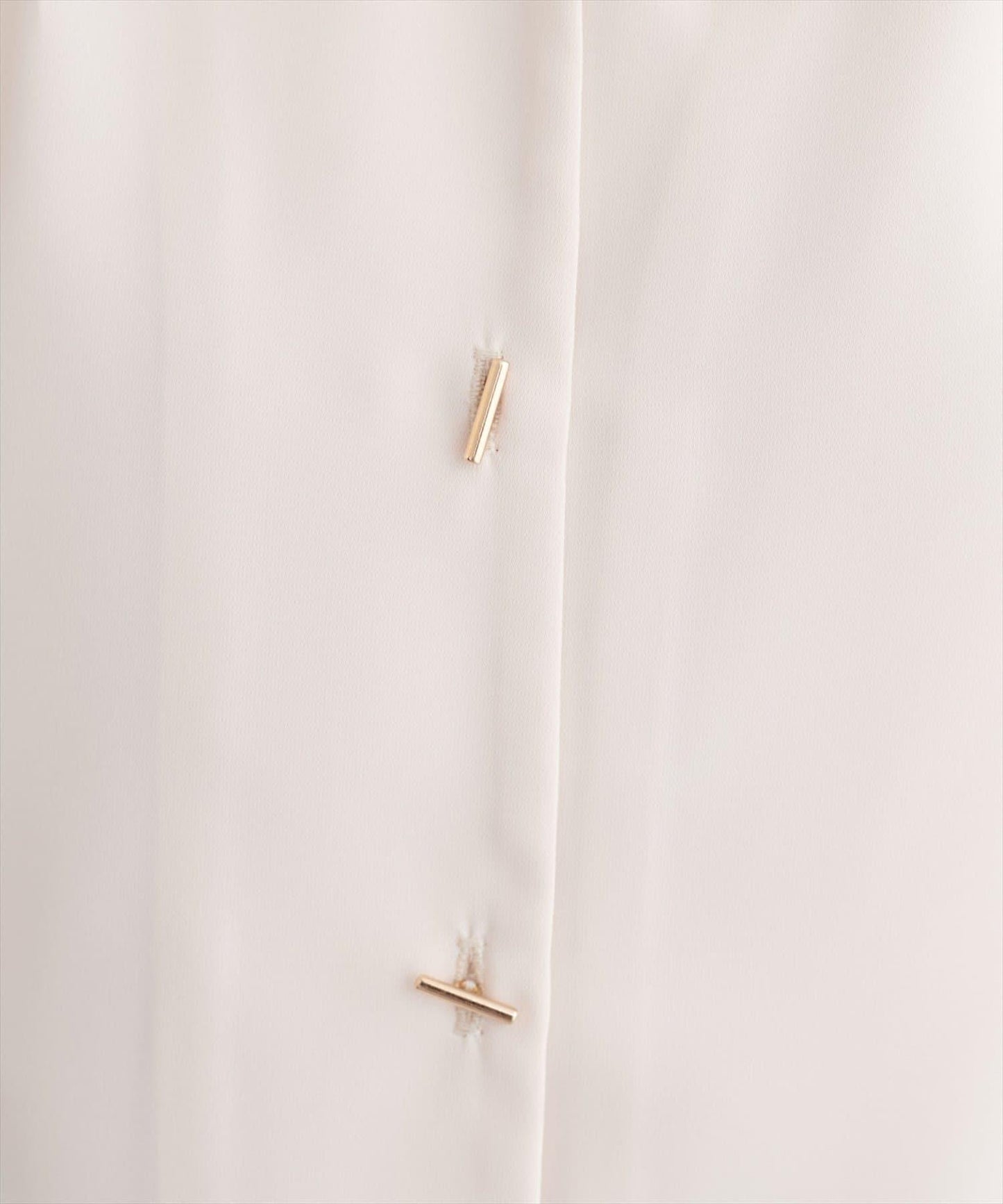 平價柔滑條扣襯衫