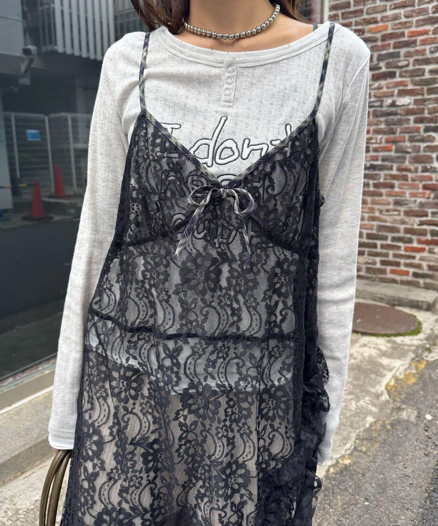 格紋滾邊蕾絲吊帶連衣裙