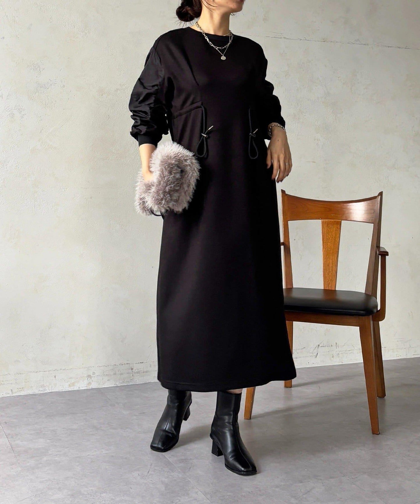 抽繩褶皺連衣裙