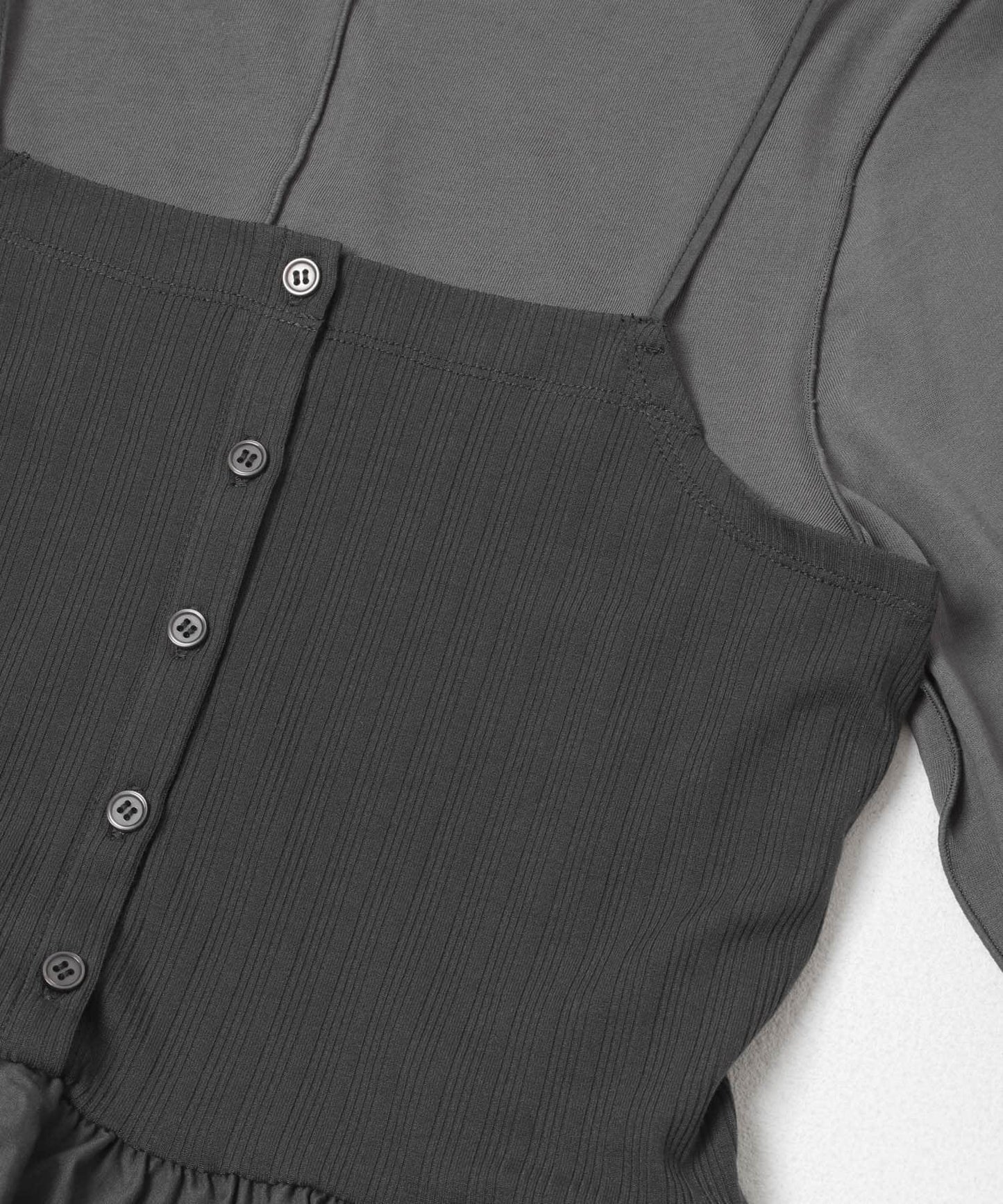 泡泡吊帶套裝上衣