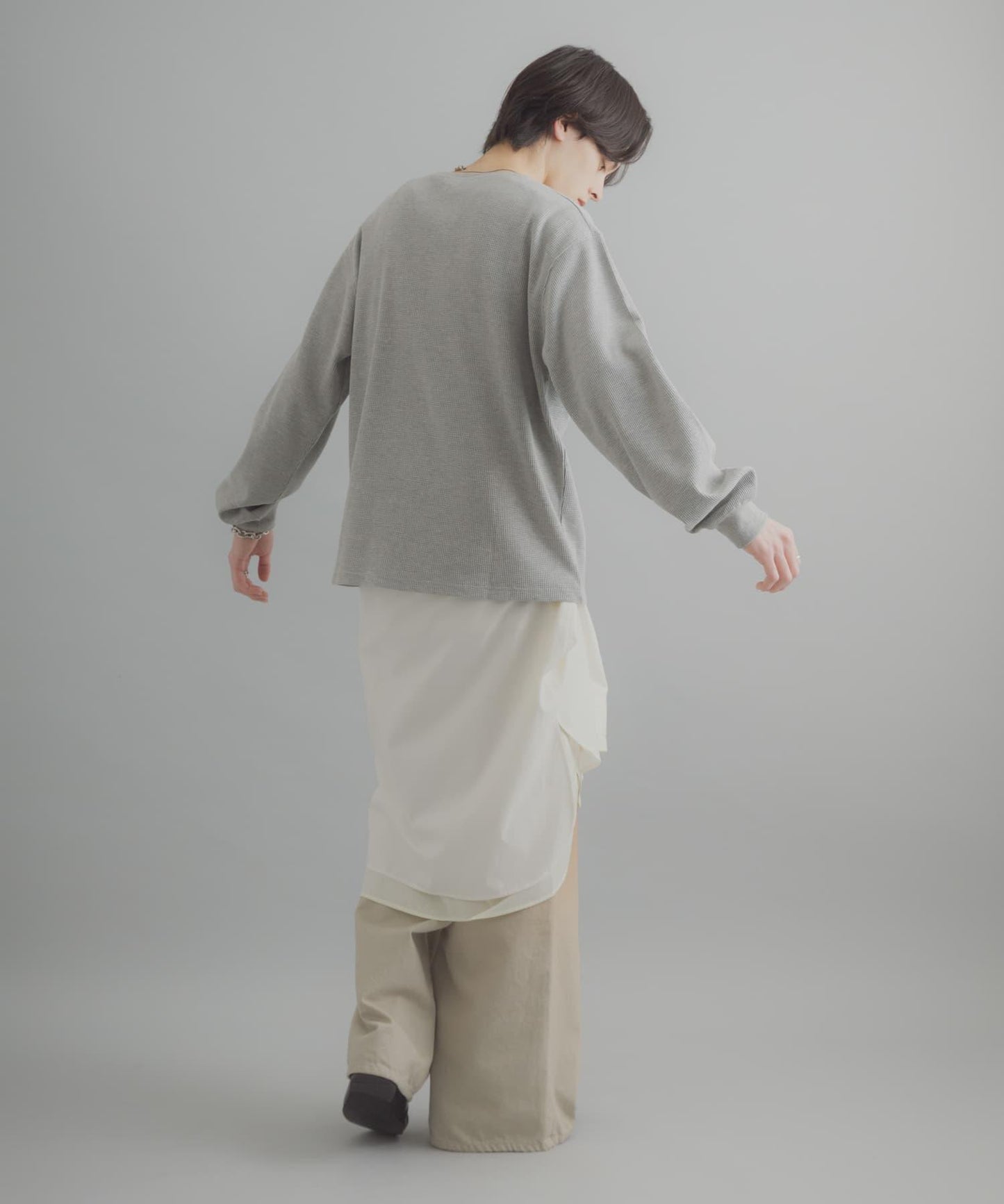 華夫格面料亨利領長袖T恤