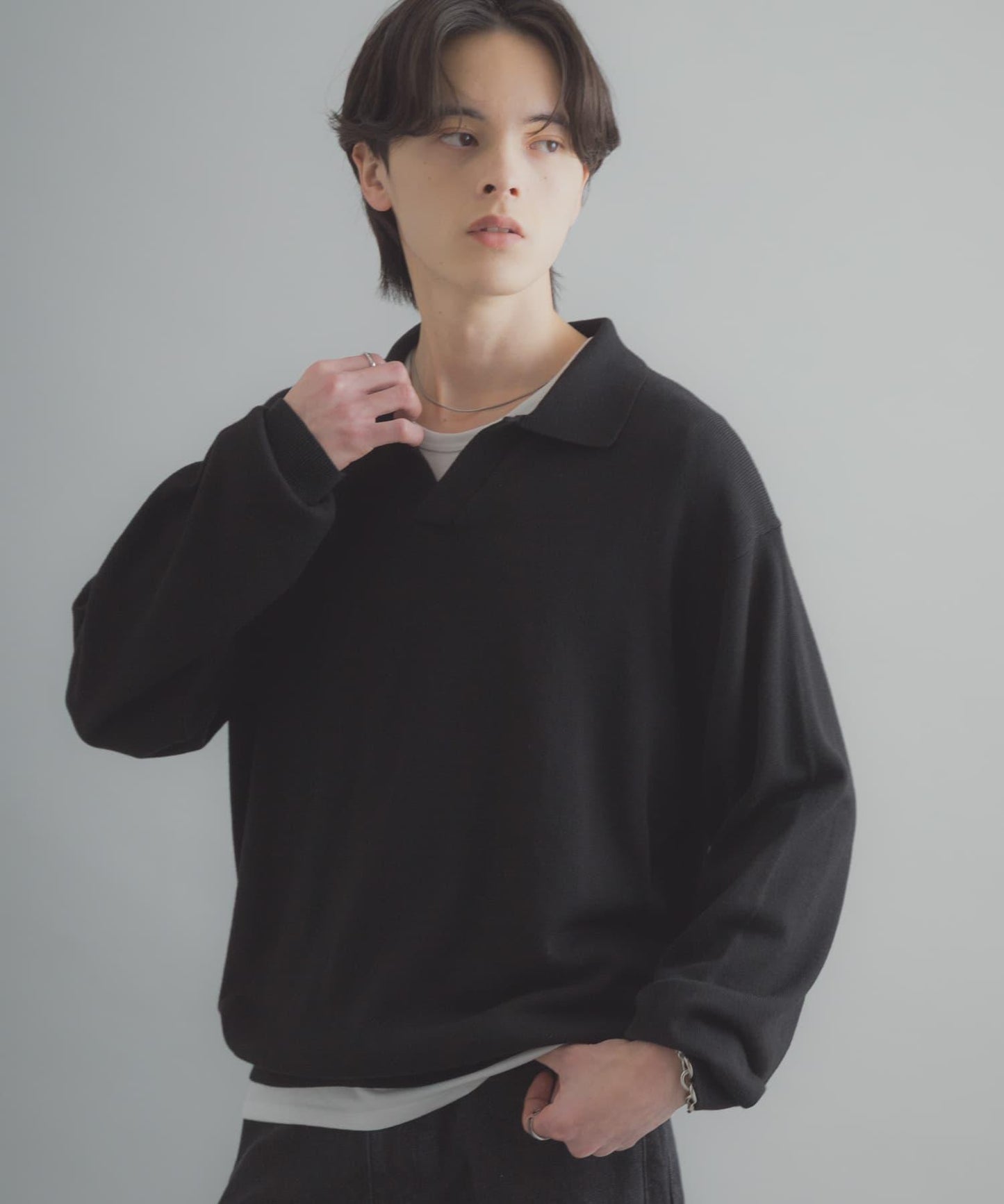 開領長袖針織上衣