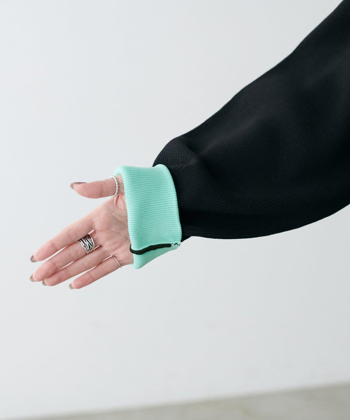 拼色金色紐釦針織開衫