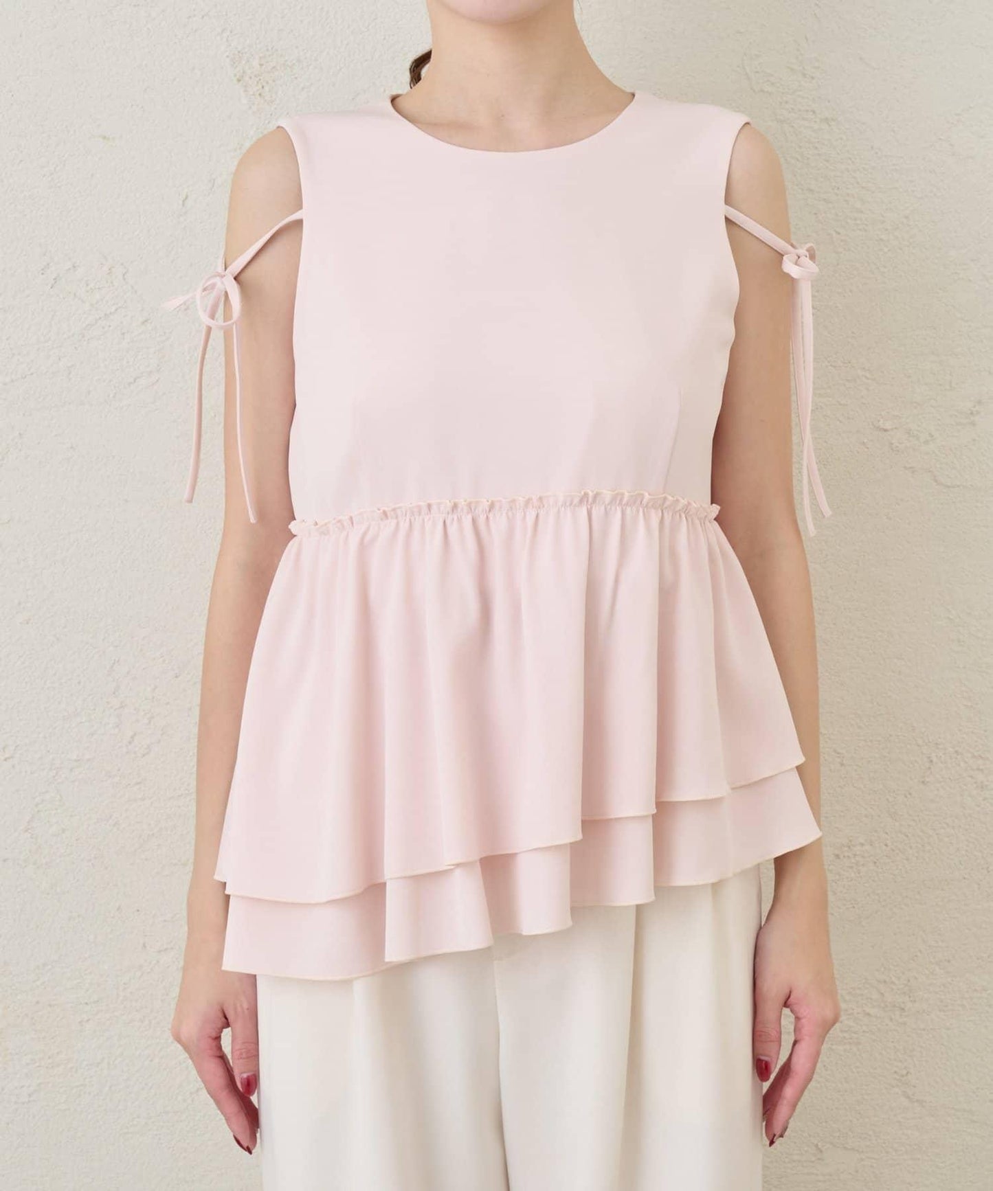 不對稱荷葉邊襯衫