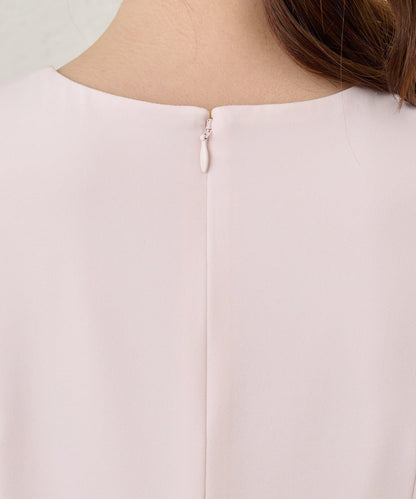 不對稱荷葉邊襯衫