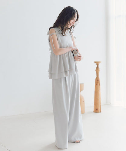 不對稱荷葉邊襯衫