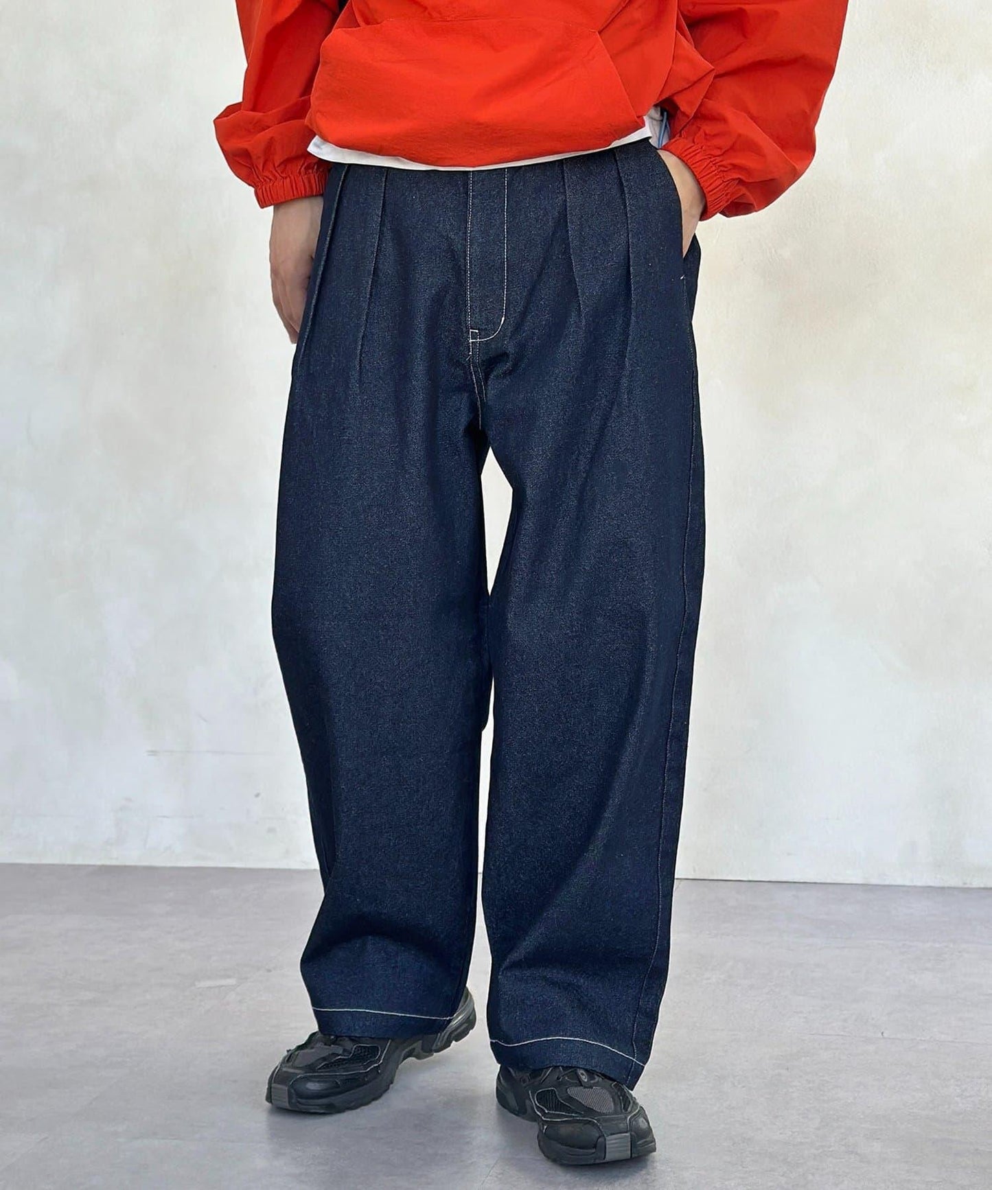 2褶寬鬆牛仔西裝褲