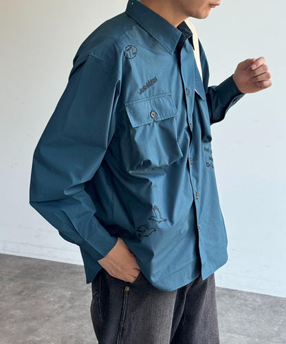 塗鴉刺繡圖案襯衫