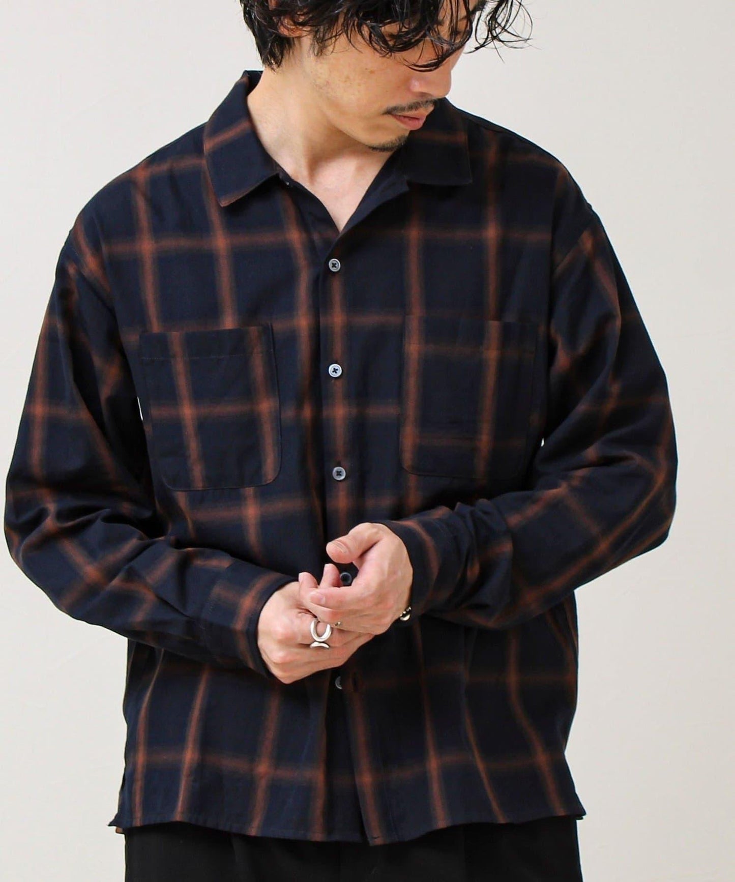 層次感色調 漸變格 長袖襯衫