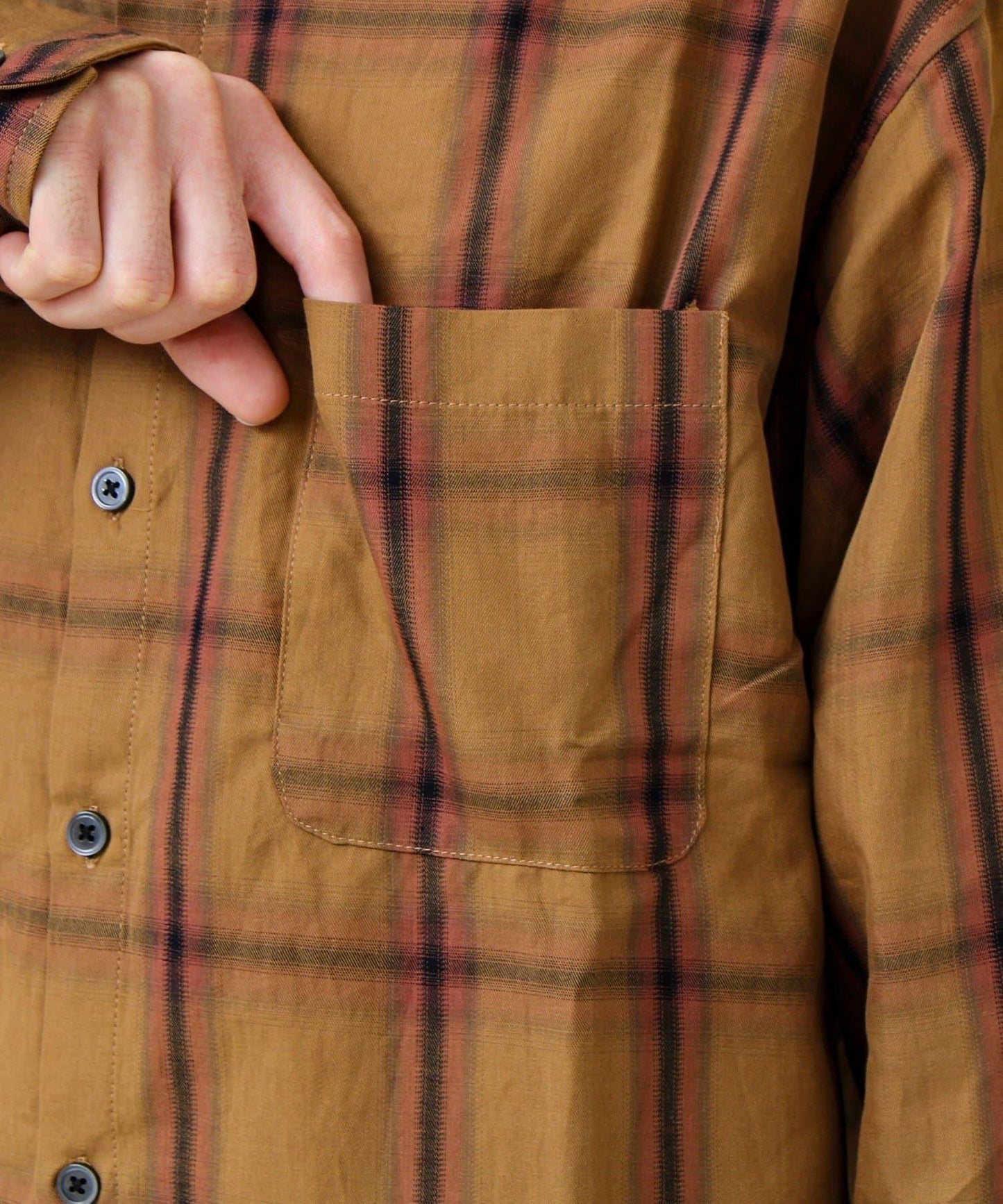 層次感色調 漸變格 長袖襯衫