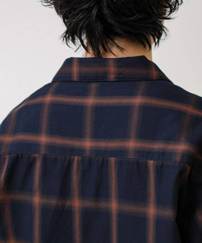 層次感色調 漸變格 長袖襯衫