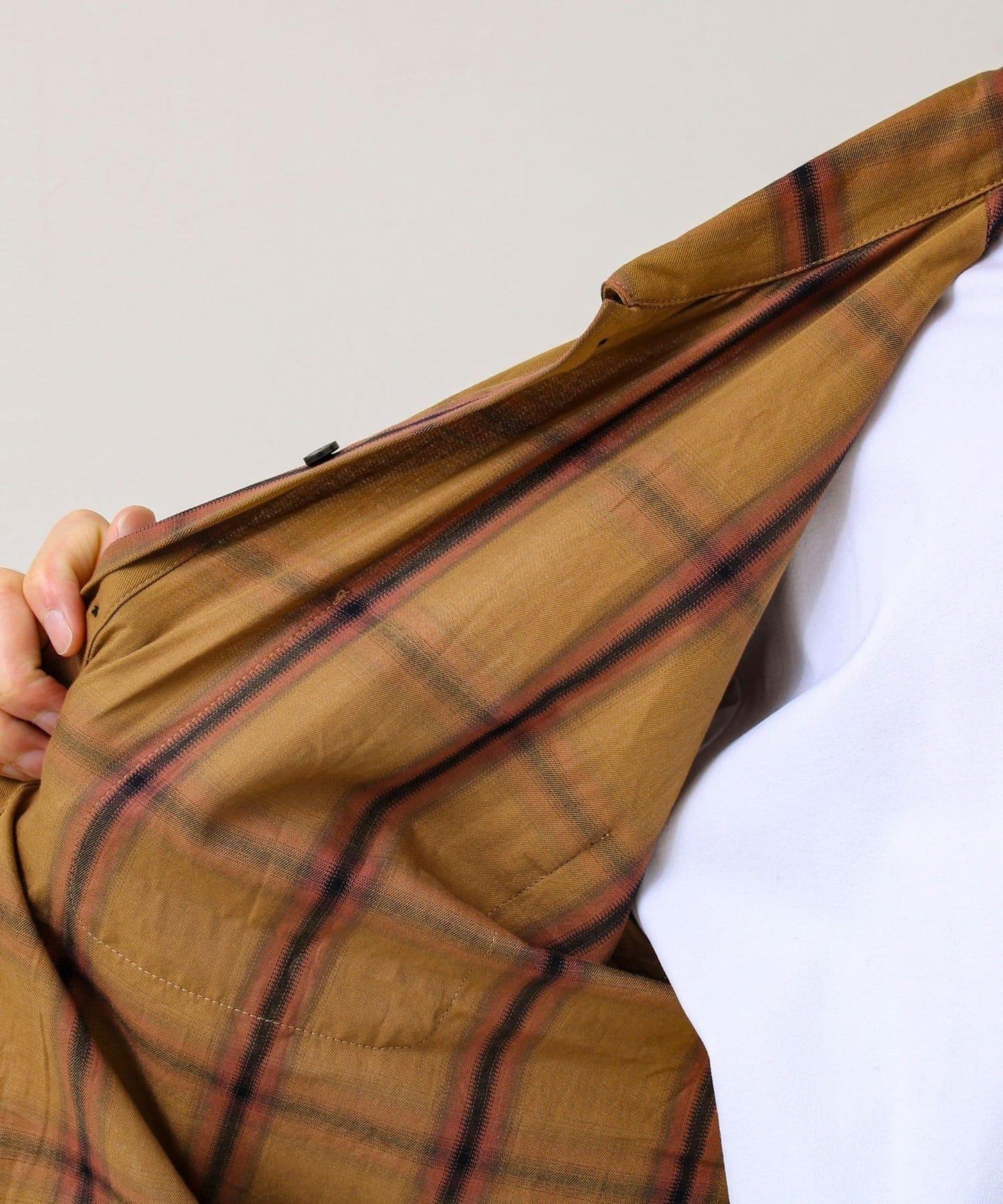 層次感色調 漸變格 長袖襯衫