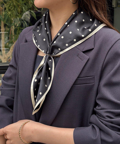 PAPILLONNER/パピヨネ 方形波點設計 絲巾（禮儀款）