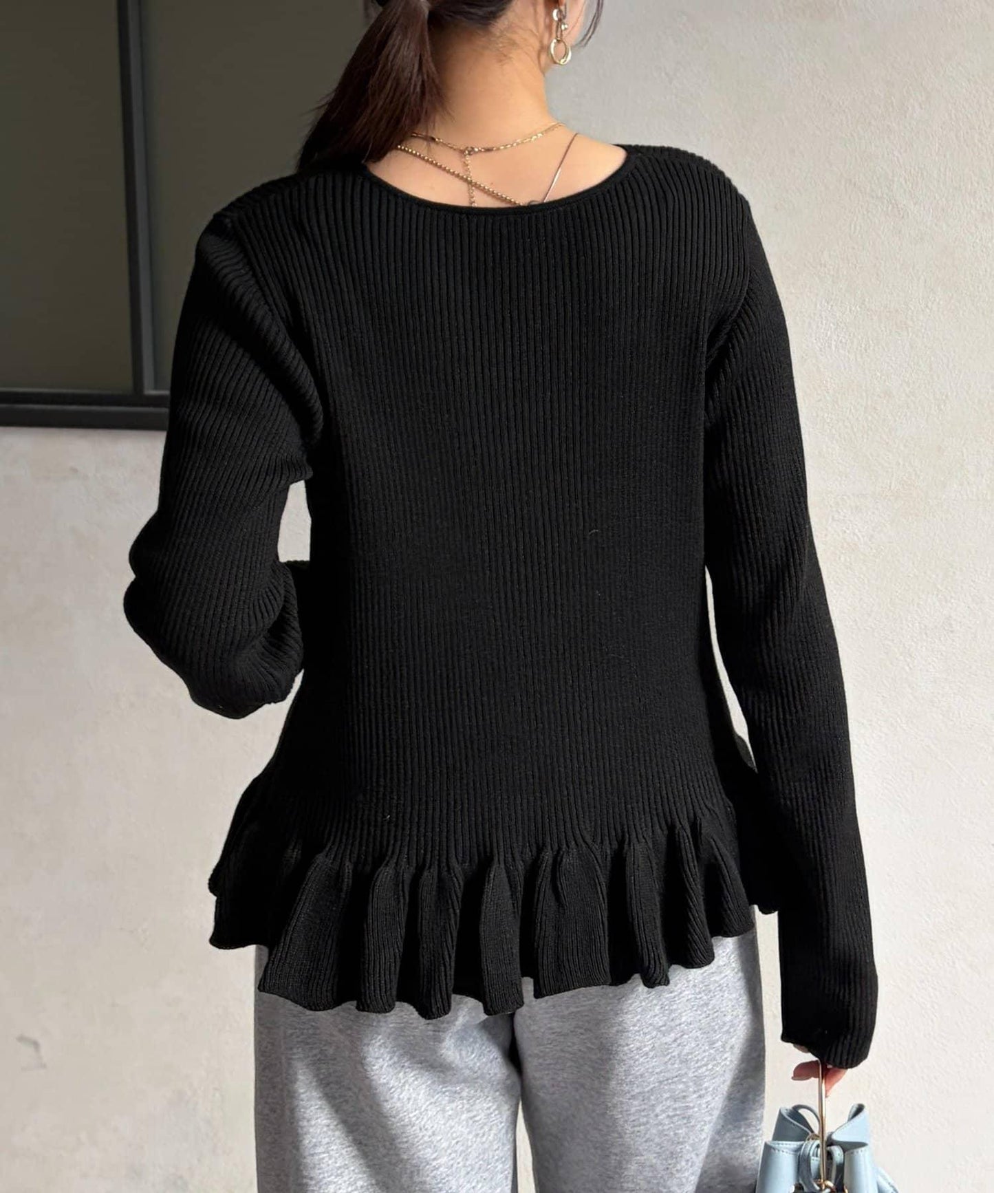 下襬荷葉邊針織套頭上衣