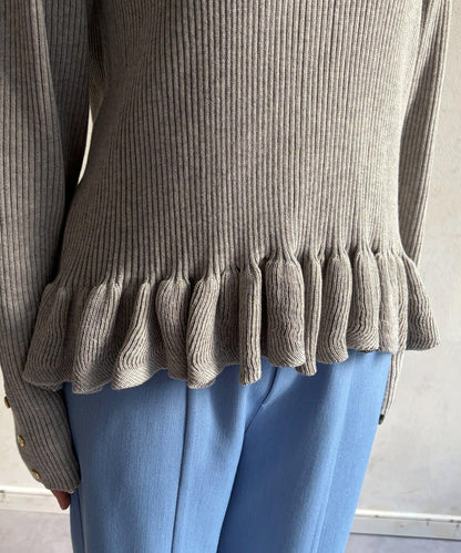 下襬荷葉邊針織套頭上衣