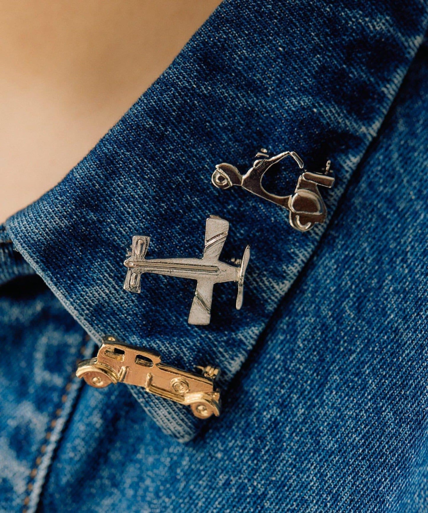 交通工具造型胸針