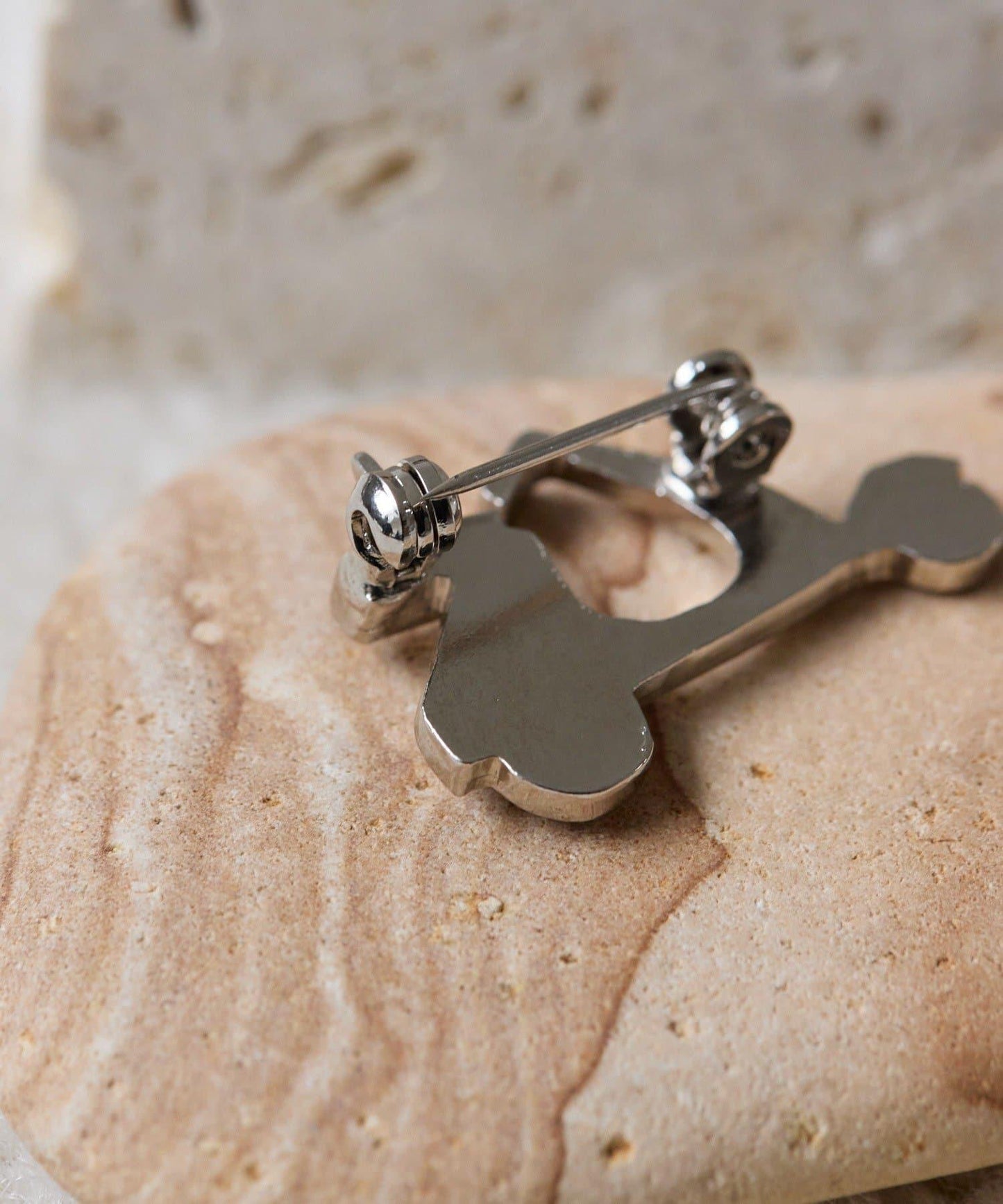 交通工具造型胸針