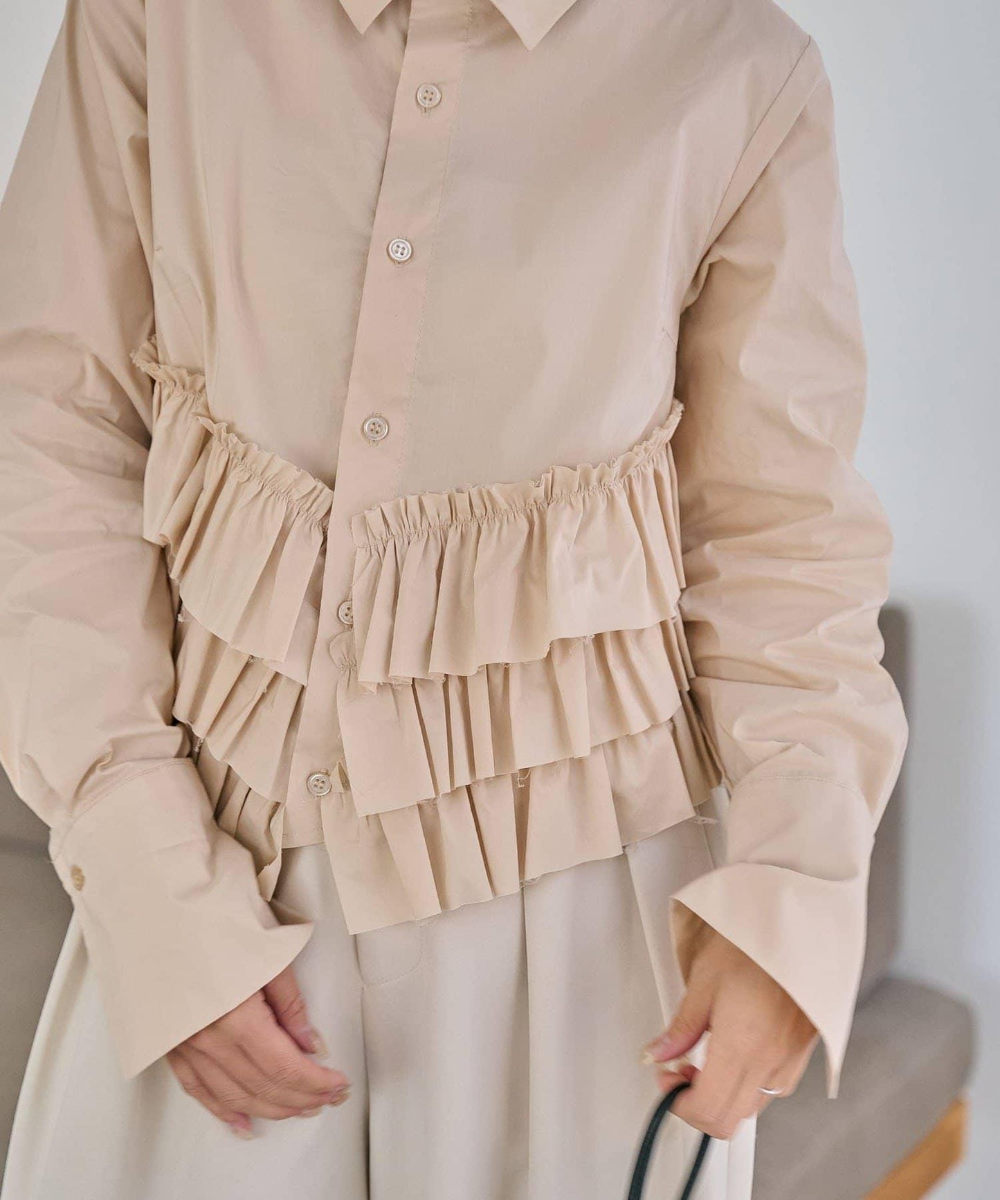 下襬荷葉邊設計 襯衫