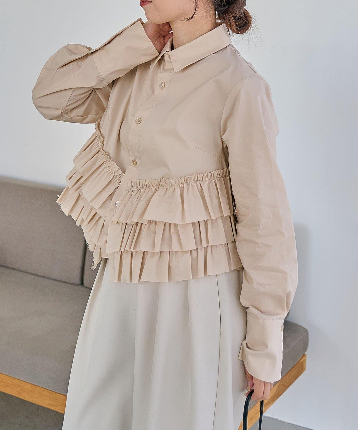 下襬荷葉邊設計 襯衫