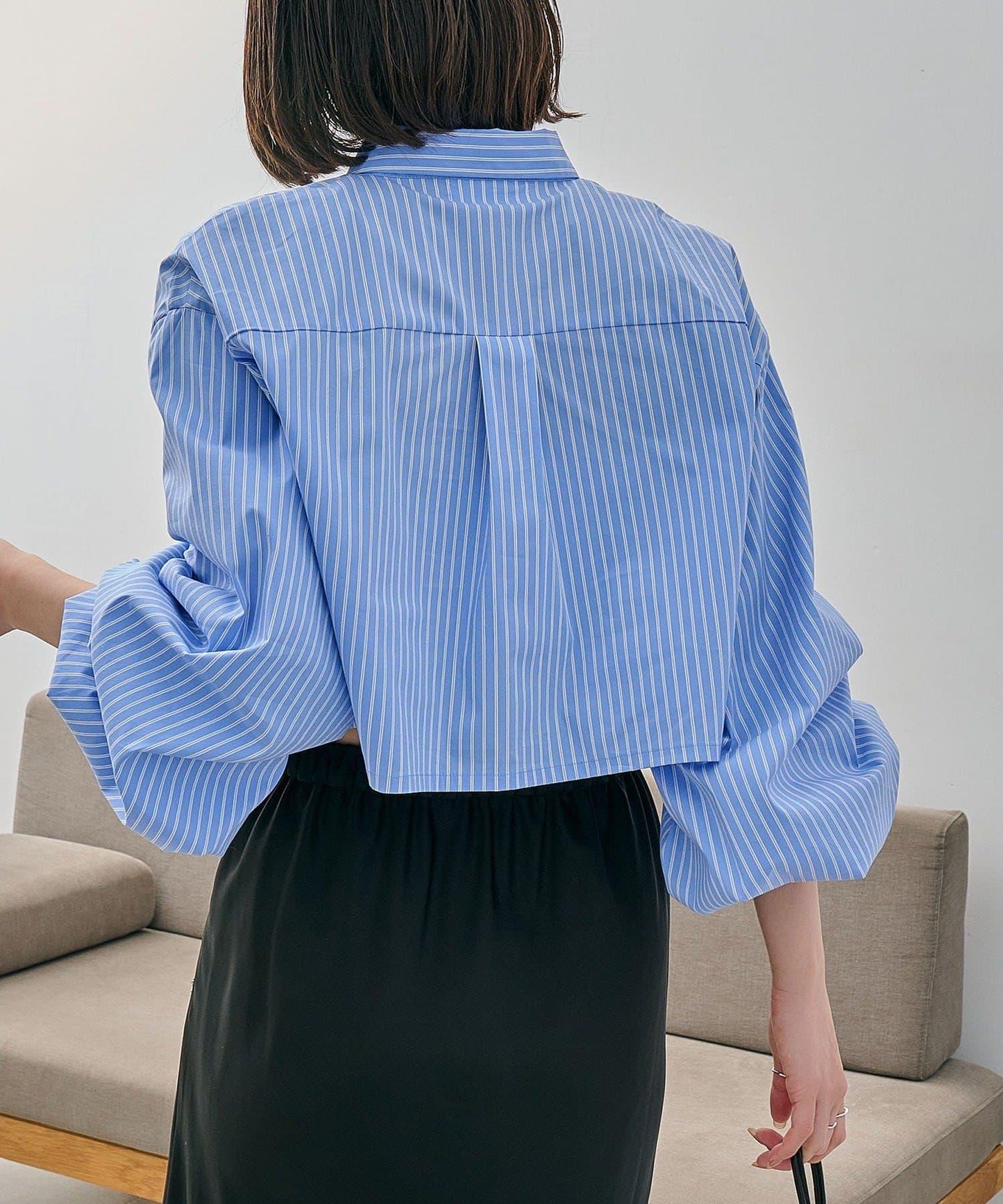 CAPRICIEUX LE'MAGE 泡泡袖短款襯衫