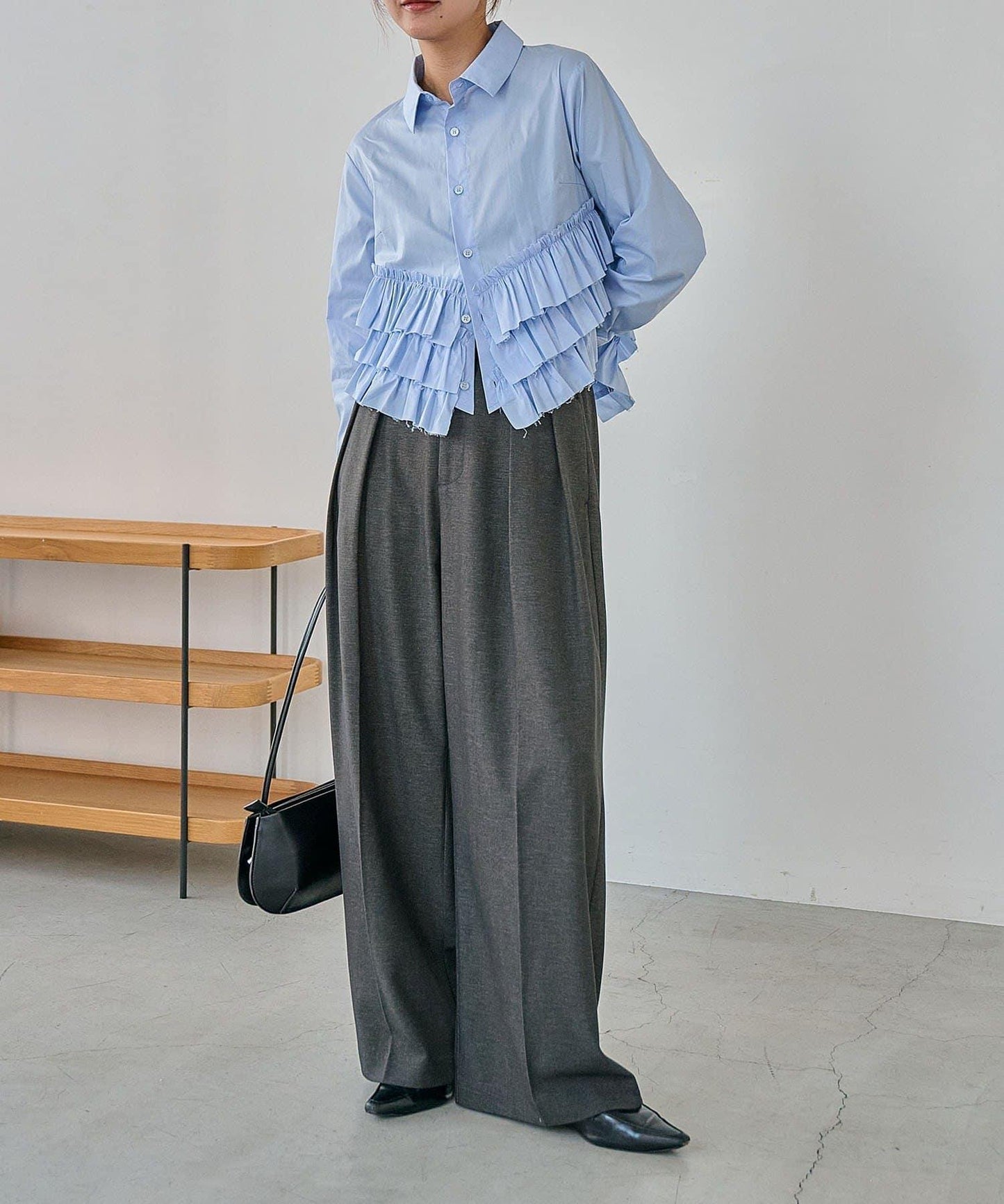 下襬荷葉邊設計 襯衫