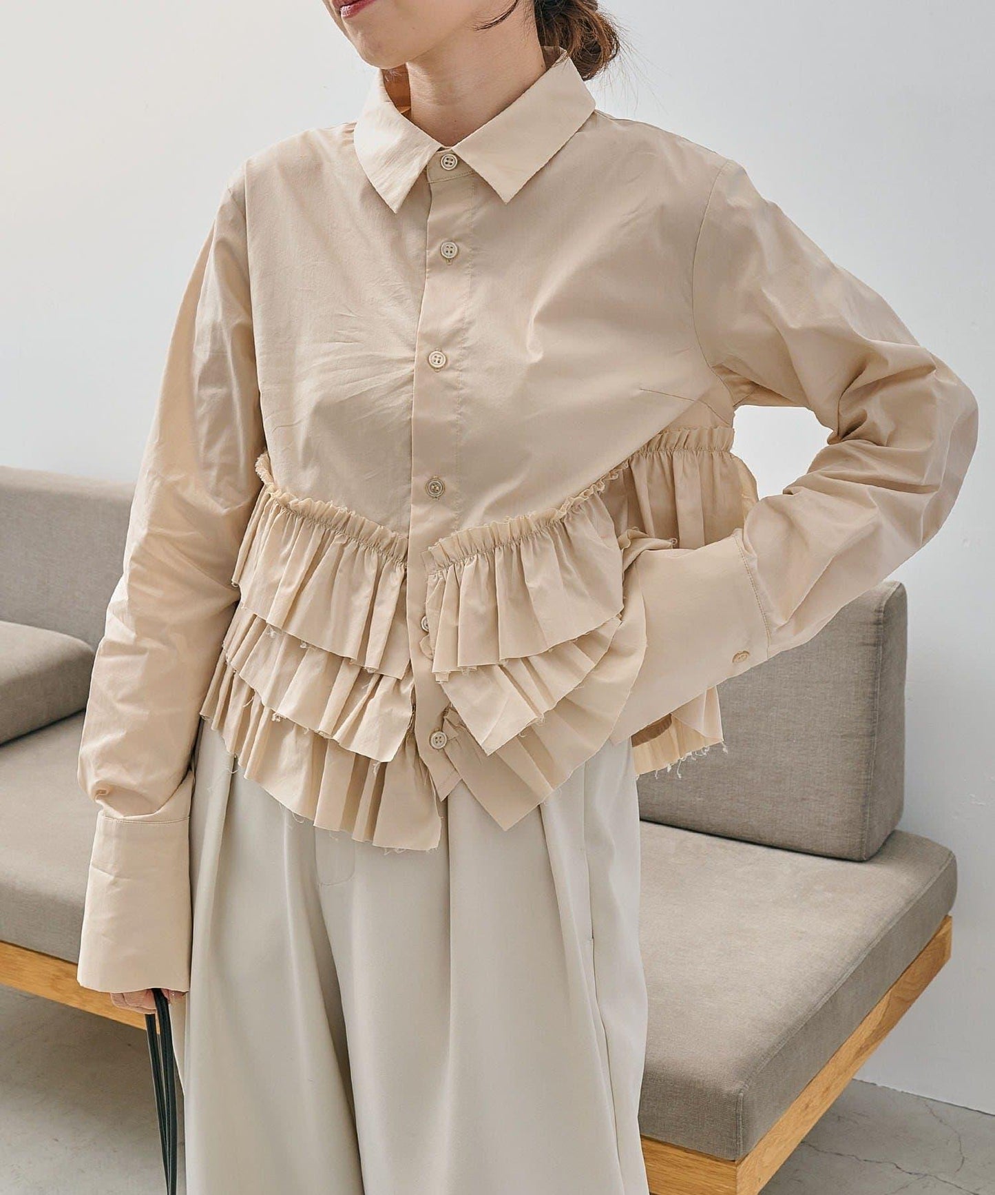 下襬荷葉邊設計 襯衫