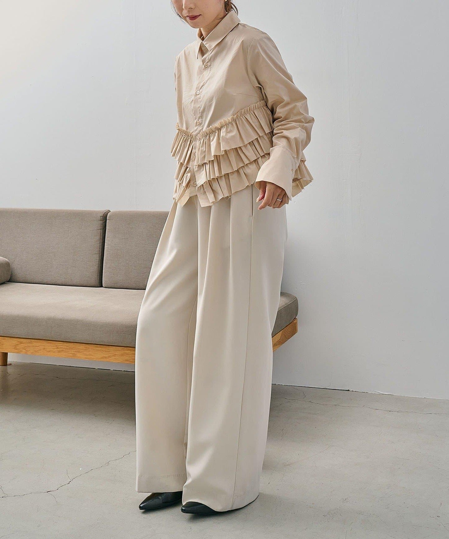 下襬荷葉邊設計 襯衫