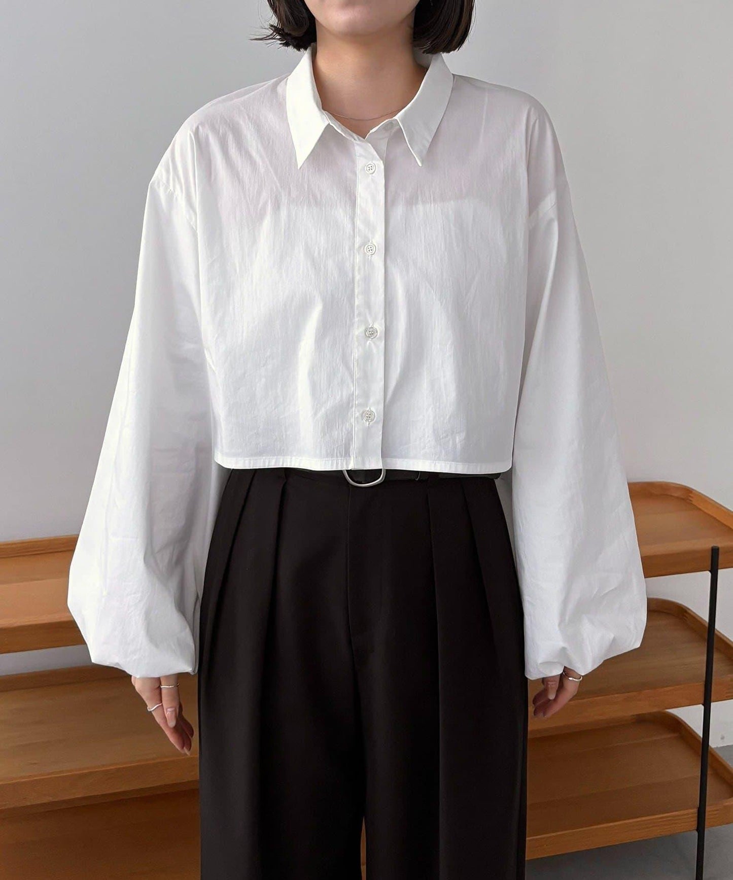 CAPRICIEUX LE'MAGE 泡泡袖短款襯衫