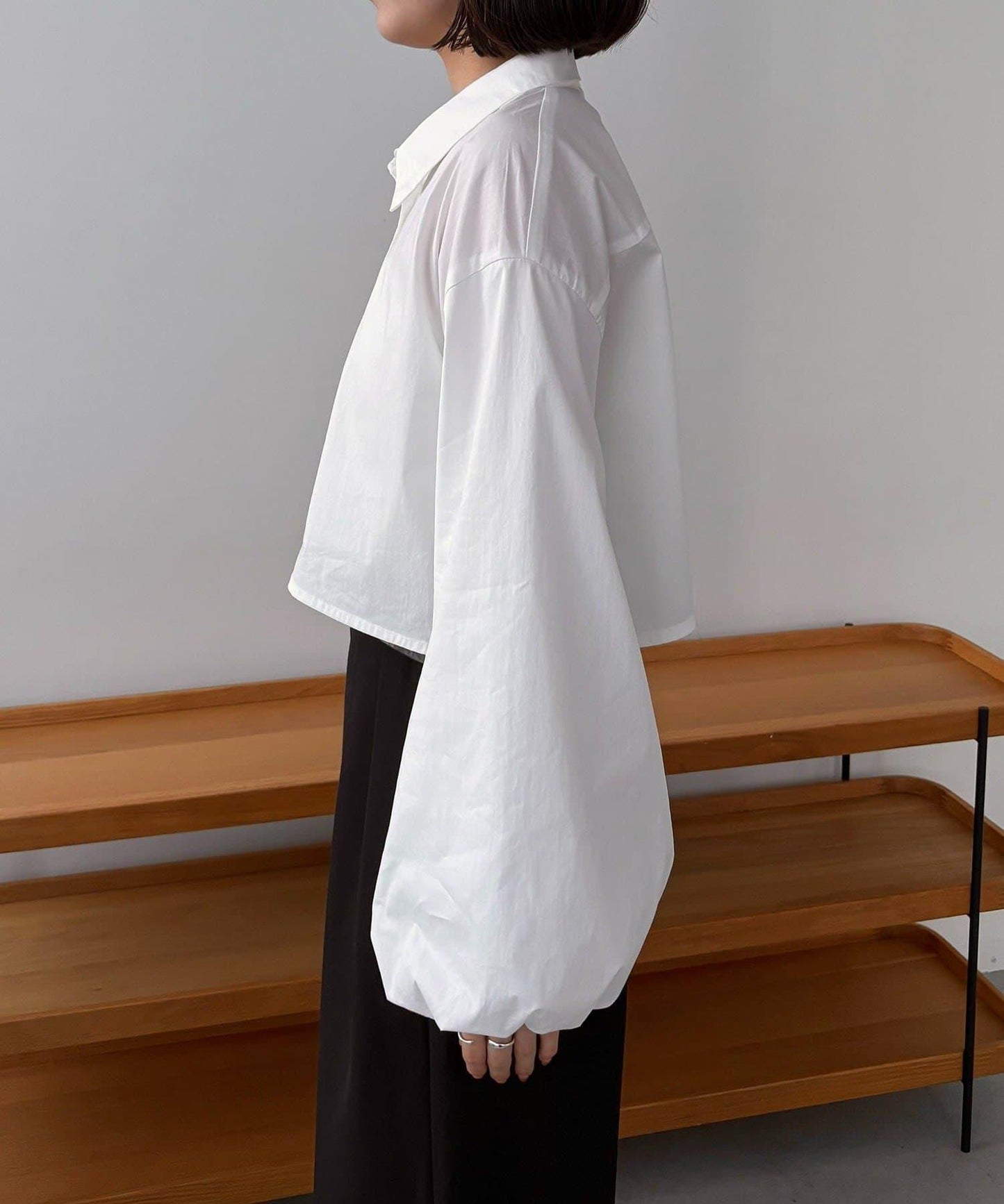 CAPRICIEUX LE'MAGE 泡泡袖短款襯衫