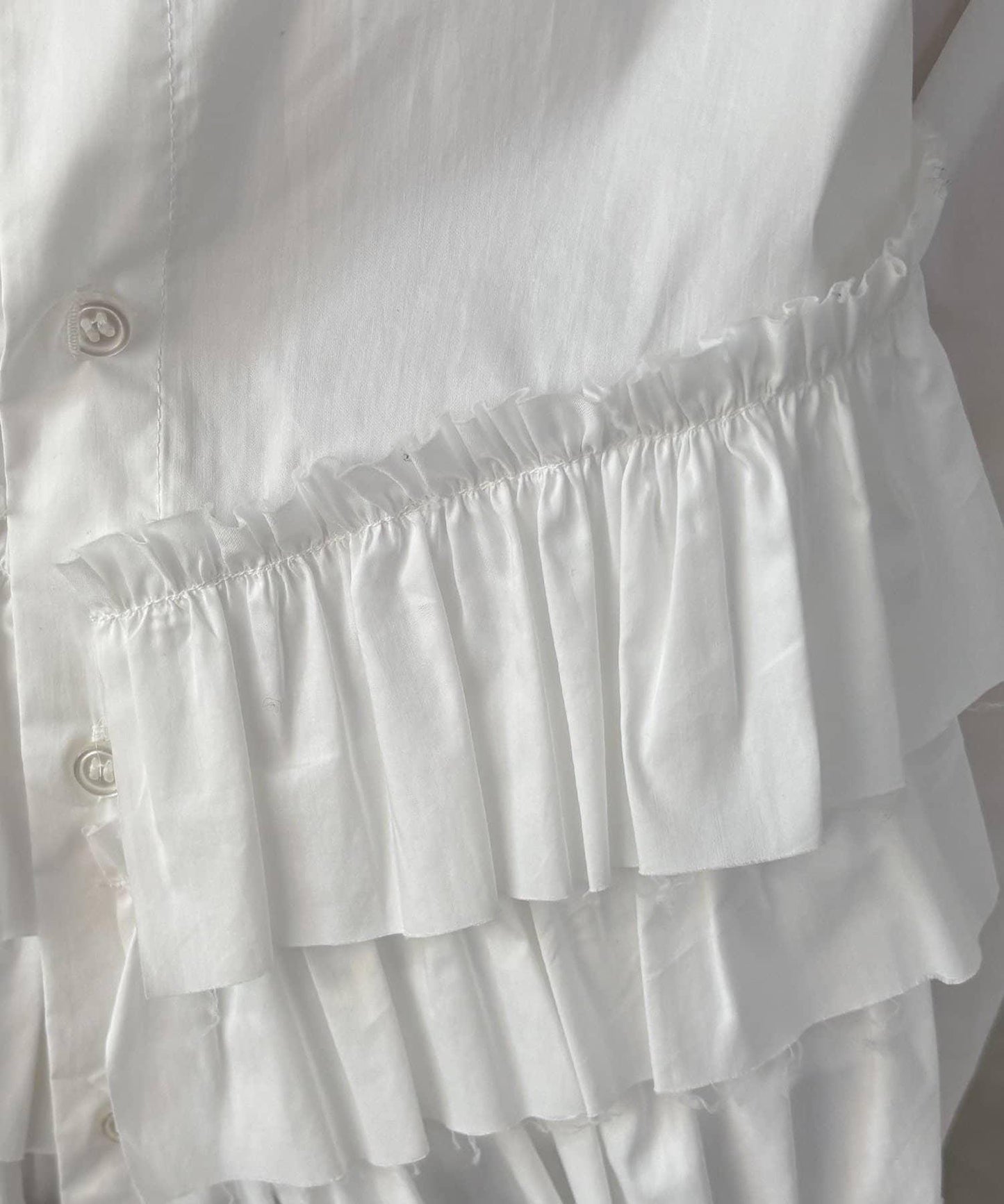 下襬荷葉邊設計 襯衫