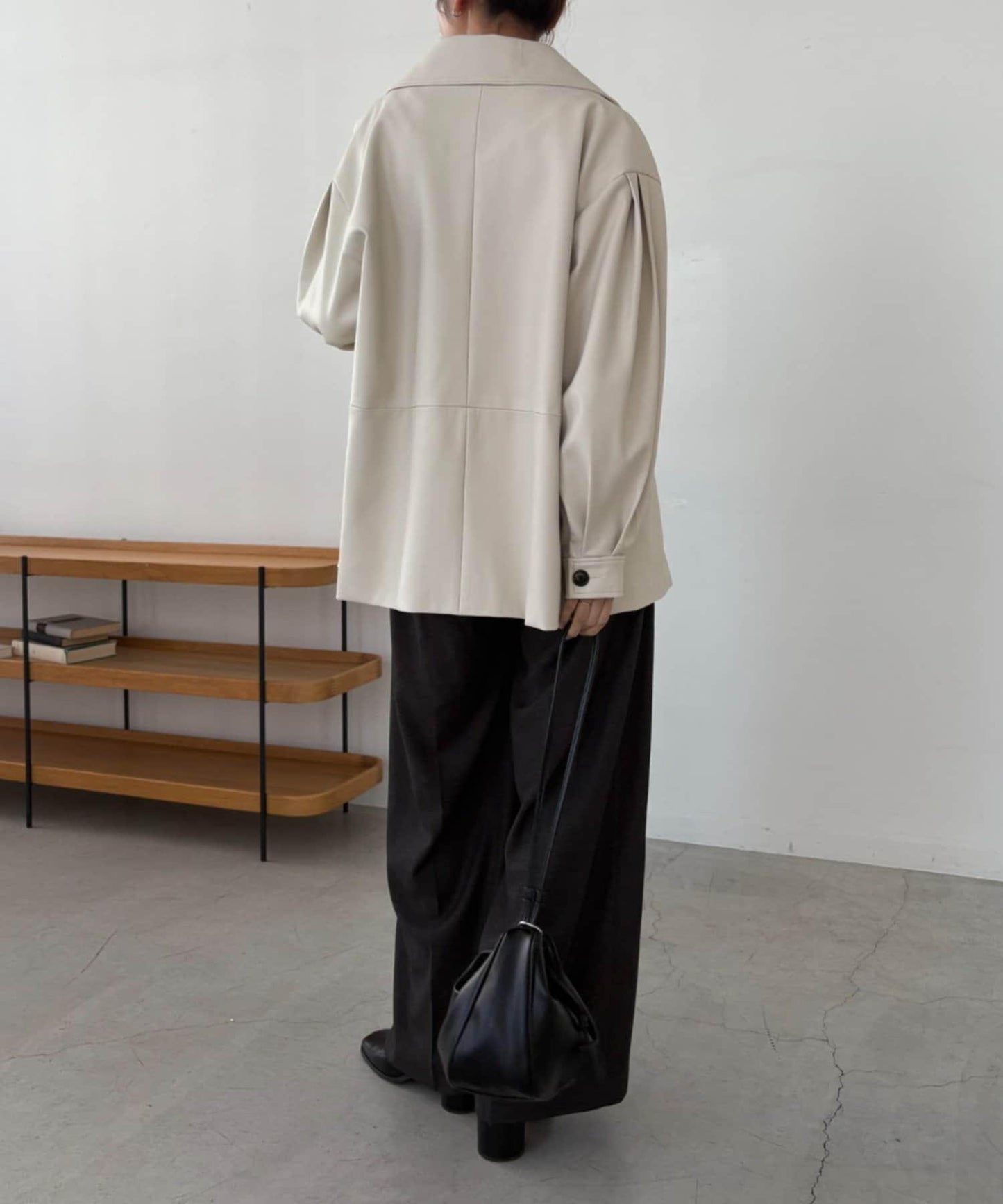 皮革中長款大衣