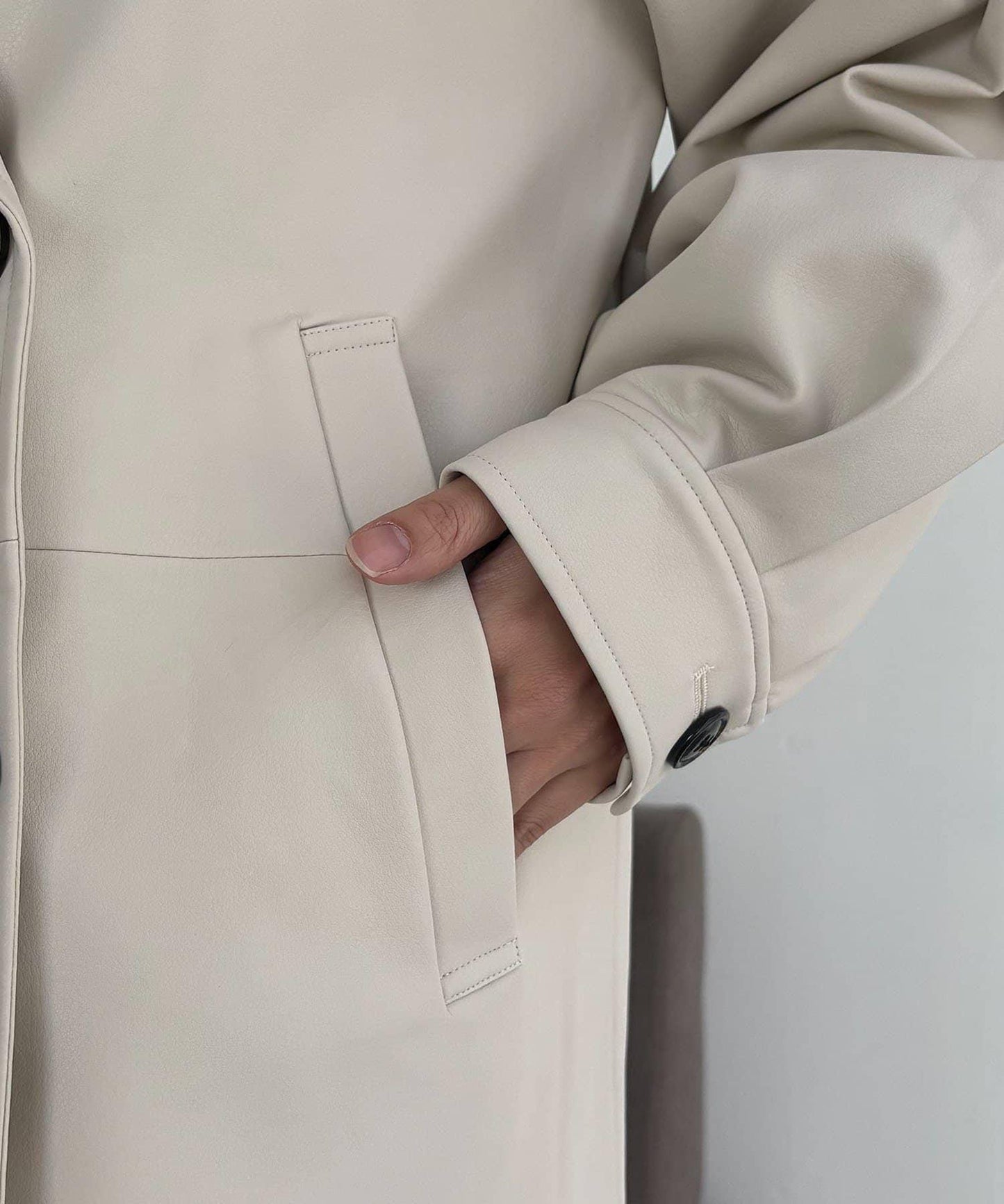 皮革中長款大衣