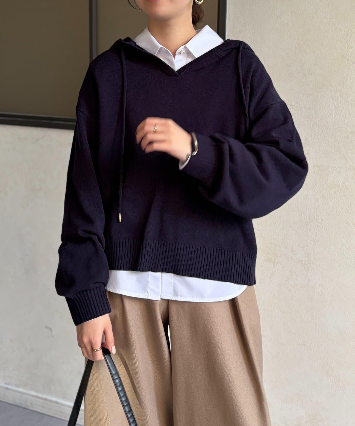 開領設計 針織面料 連帽開衫